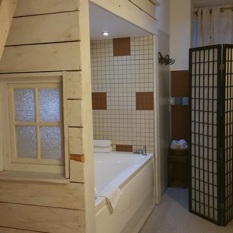 Chambres Touristiques La Cour Des Hotes Obernai